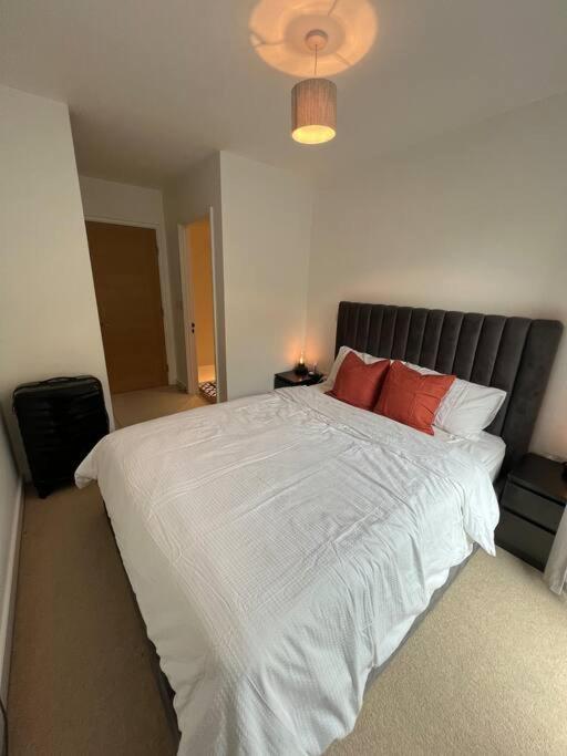 2 Bedroom Modern City Centre Bournemouth Apartment Exteriér fotografie