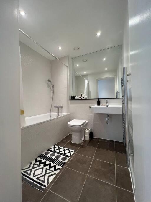 2 Bedroom Modern City Centre Bournemouth Apartment Exteriér fotografie