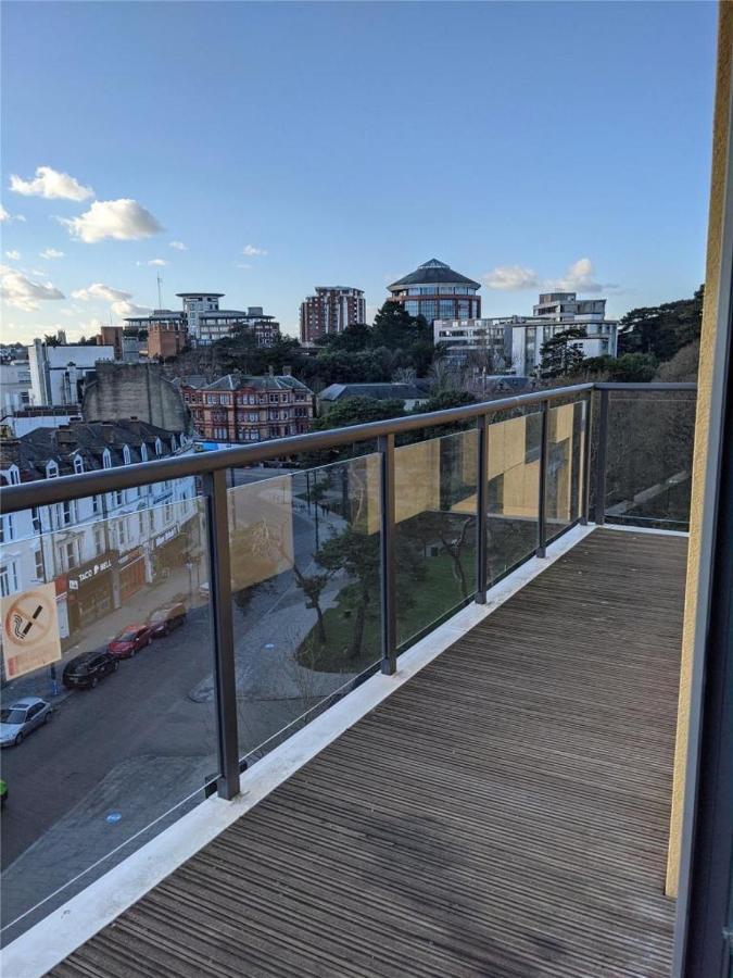 2 Bedroom Modern City Centre Bournemouth Apartment Exteriér fotografie